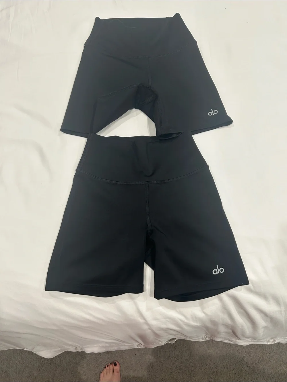 ALO Yoga Women's High-Rise Athletic Shorts - Black